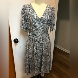 Carly Jean Los Angeles black floral dress - Andrea